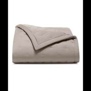 NEW Hotel‎ Collection Honeycomb Full Queen Coverlet